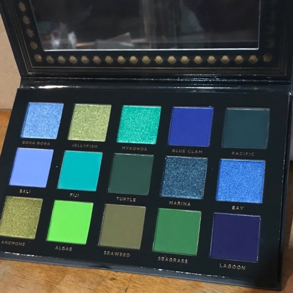 Ace Beaute OCEANIC Eyeshadow Palette Aqua Green Purple Blue Gorgeous! 24g *BNIB - Picture 3 of 16